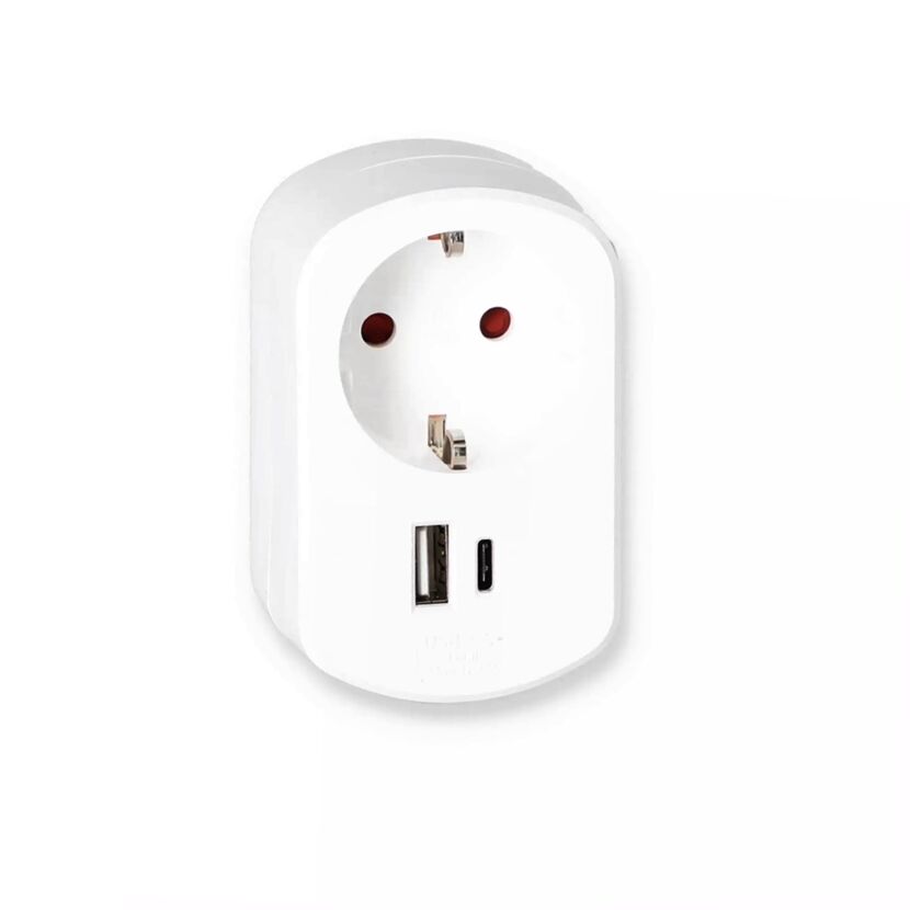 weißer USB-Schnelllader mit USB-A und USB-C Anschluss