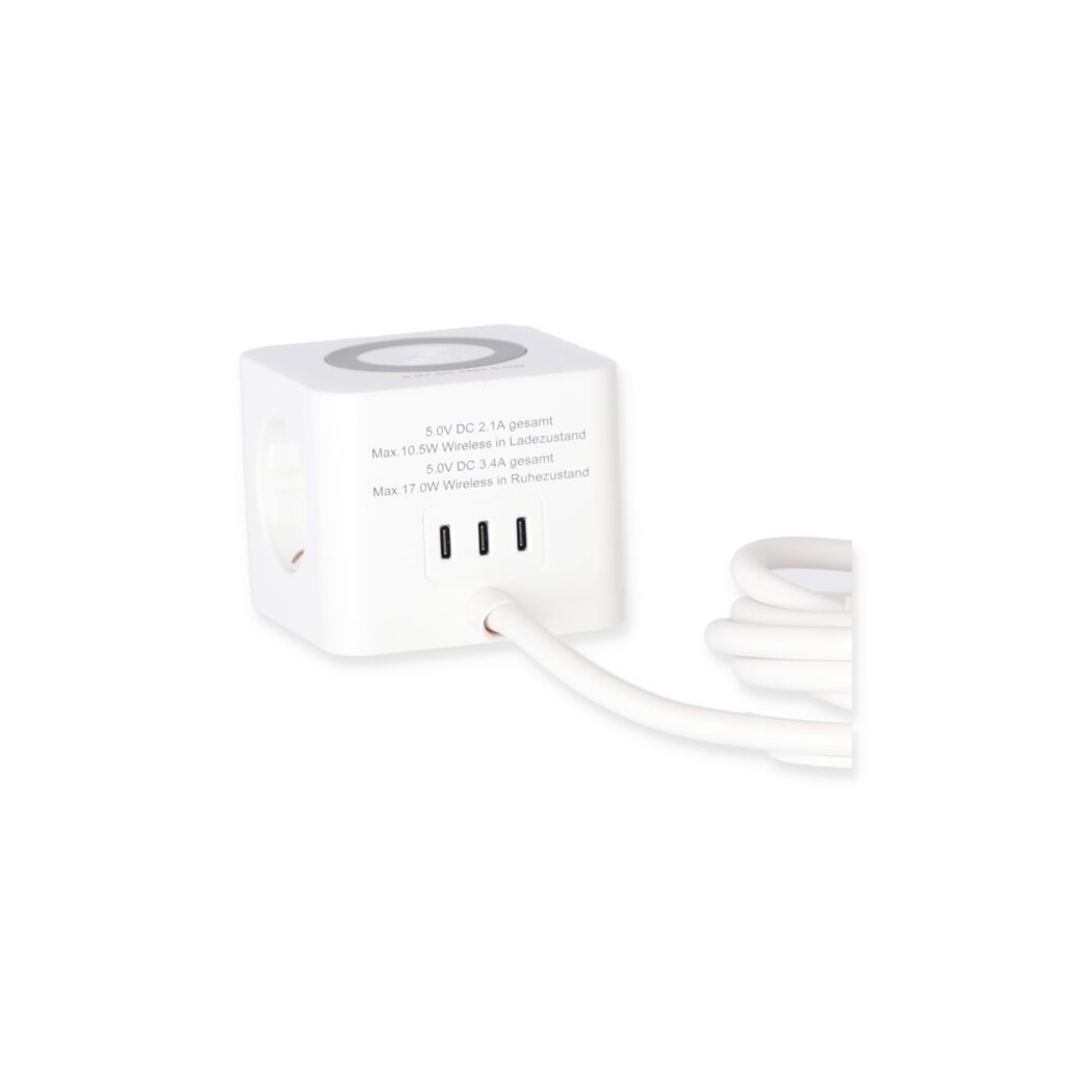 Weißer Steckdosenwürfel mit USB-Anschlüssen und Ladekabel