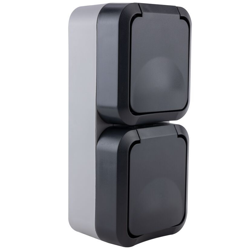 Schwarze AP-Steckdose IP55 Aqua Storm