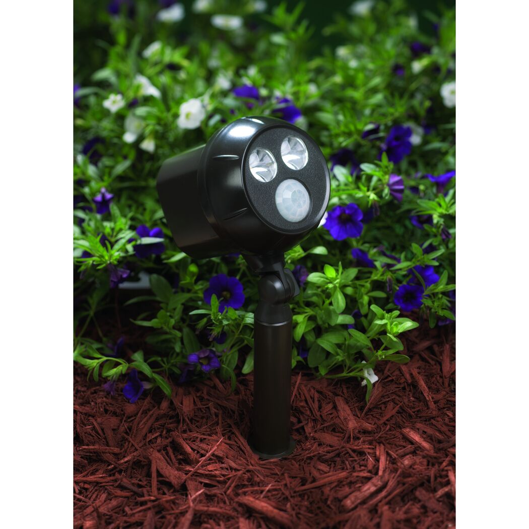 Mr. Beams LED-Strahler im Garten