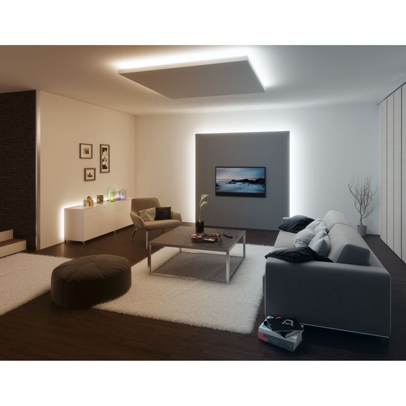 Wohnzimmer mit indirekter Beleuchtung