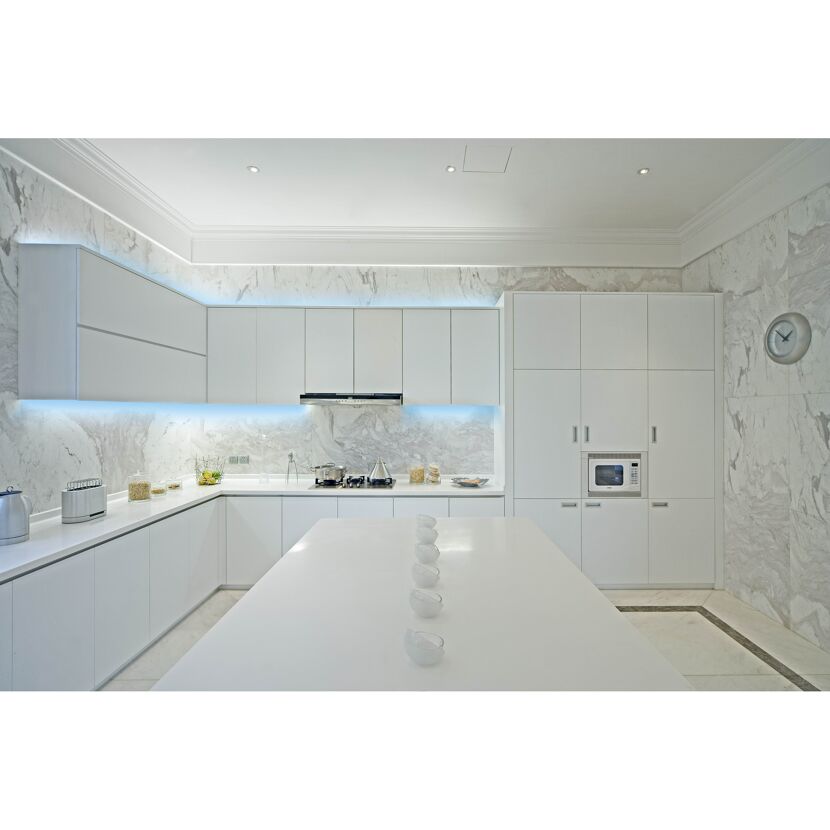 LED-Profilschienen weiß mit 2 Schienen a´40 cm, Farbwechsel dimmbar