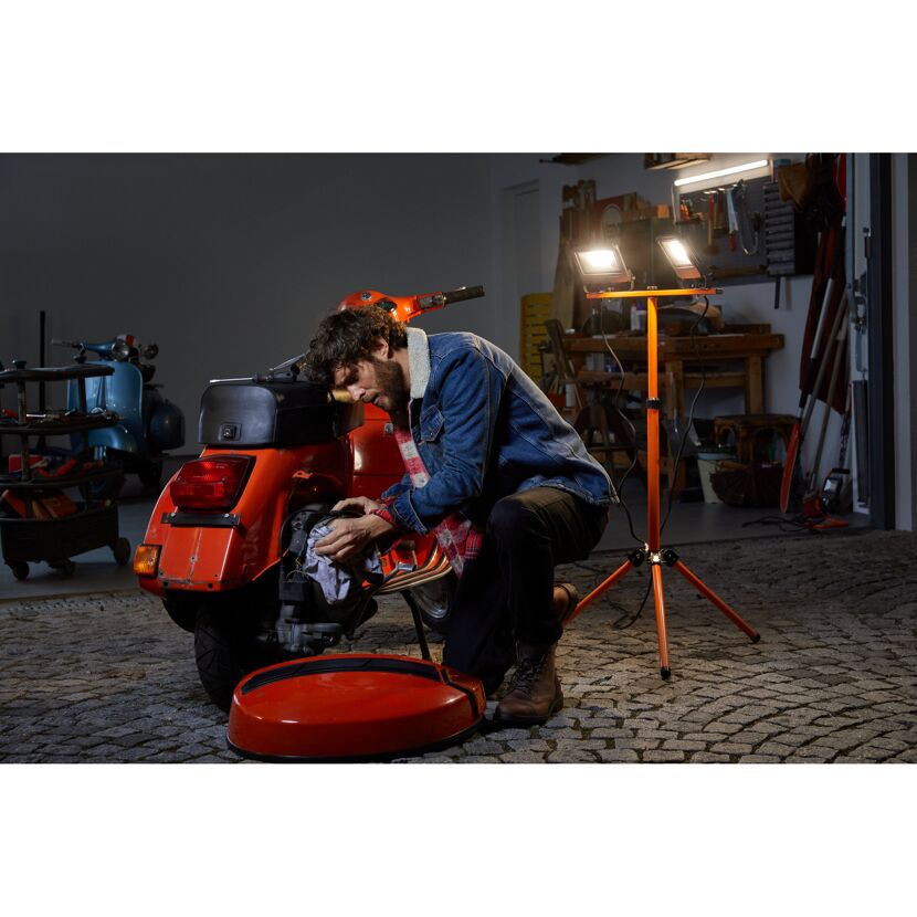 LED-Baustrahler 'Worklights' grau 1700 lm, IP 65
