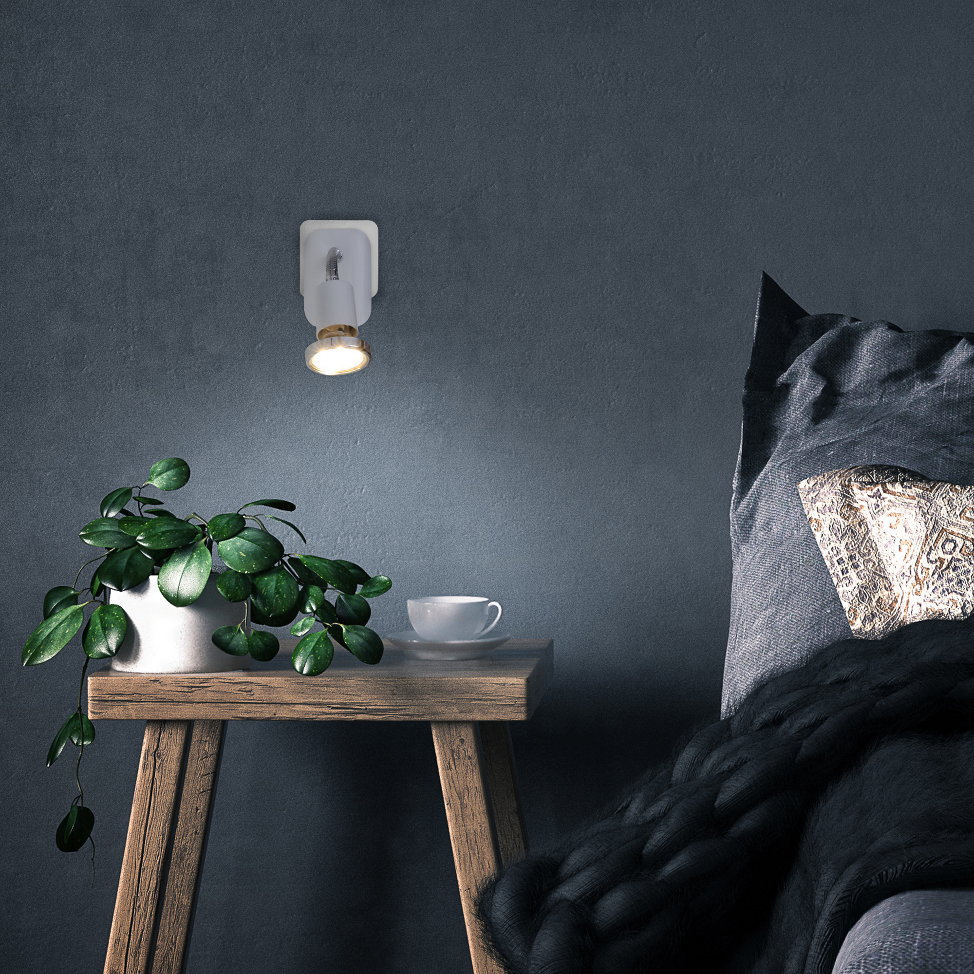 LED-Steckerspot warmweiß 3 W