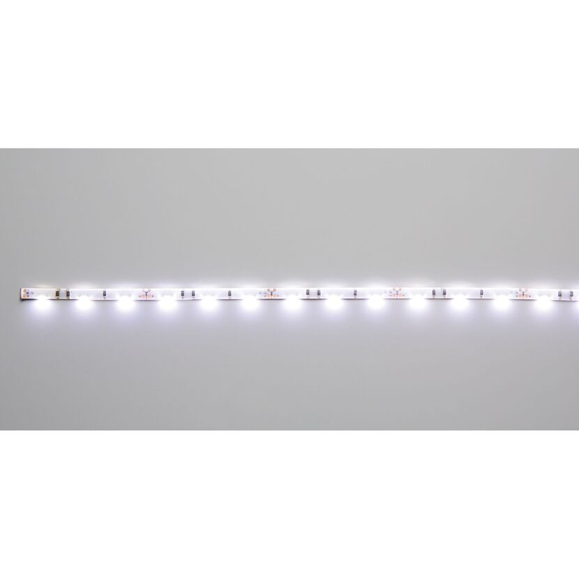 LED-Streifen leuchtet weiß