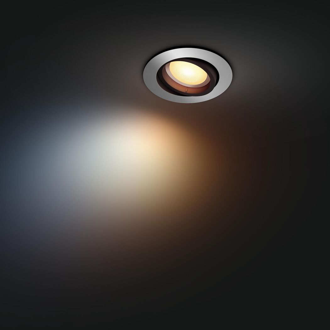 LED-Einbauspot 'Hue Milliskin' Aluminium rund leuchtet.