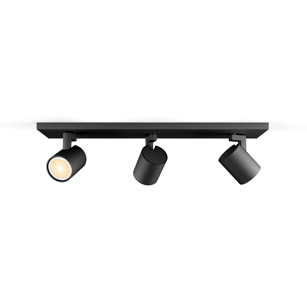 LED-Spot 'Hue Runner' dreiflammig, ein Spot leuchtet.