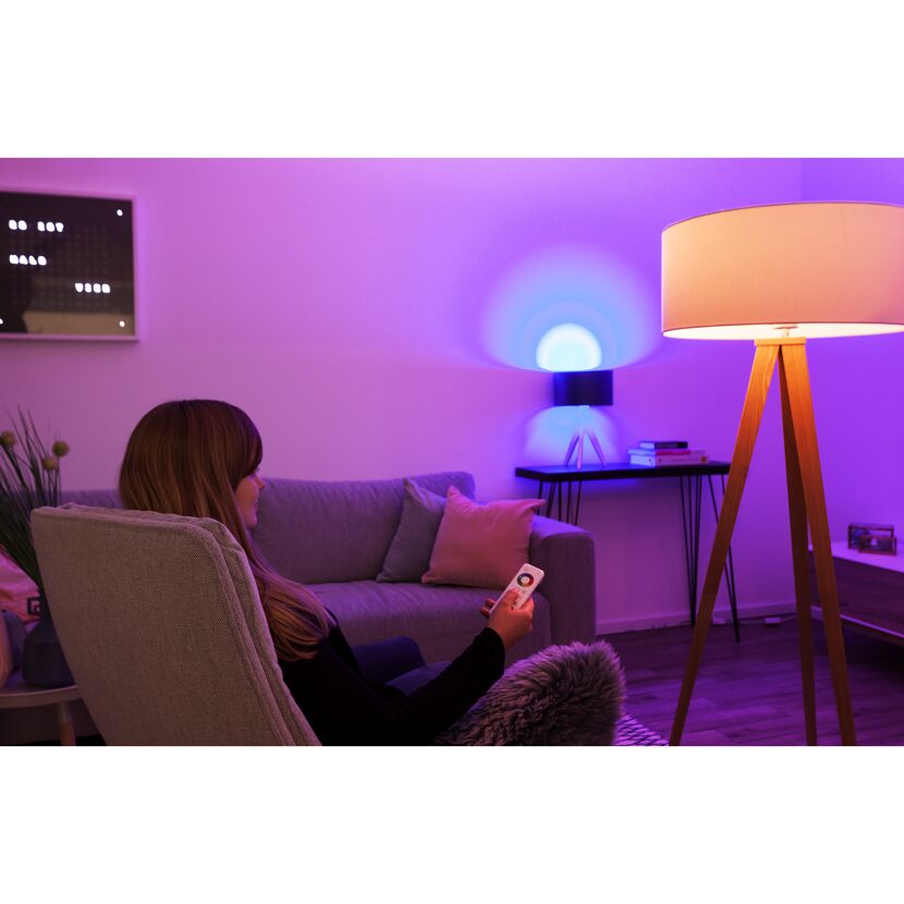 Starter-Set 'tint' mit 2 LED-Lampen 'white+color' und tint-Fernbedienung