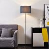 Stehlampe mit dunkelblauem Lampenschirm