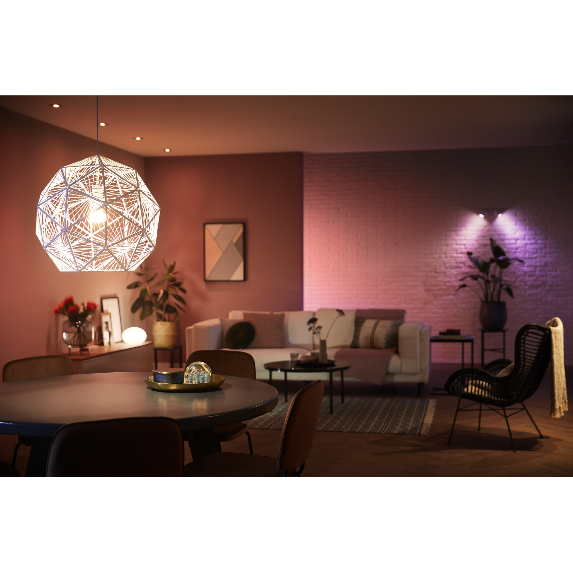 LED-Lampe 'Hue White & Color Ambiance' E27 9 W, 2er-Pack + product picture