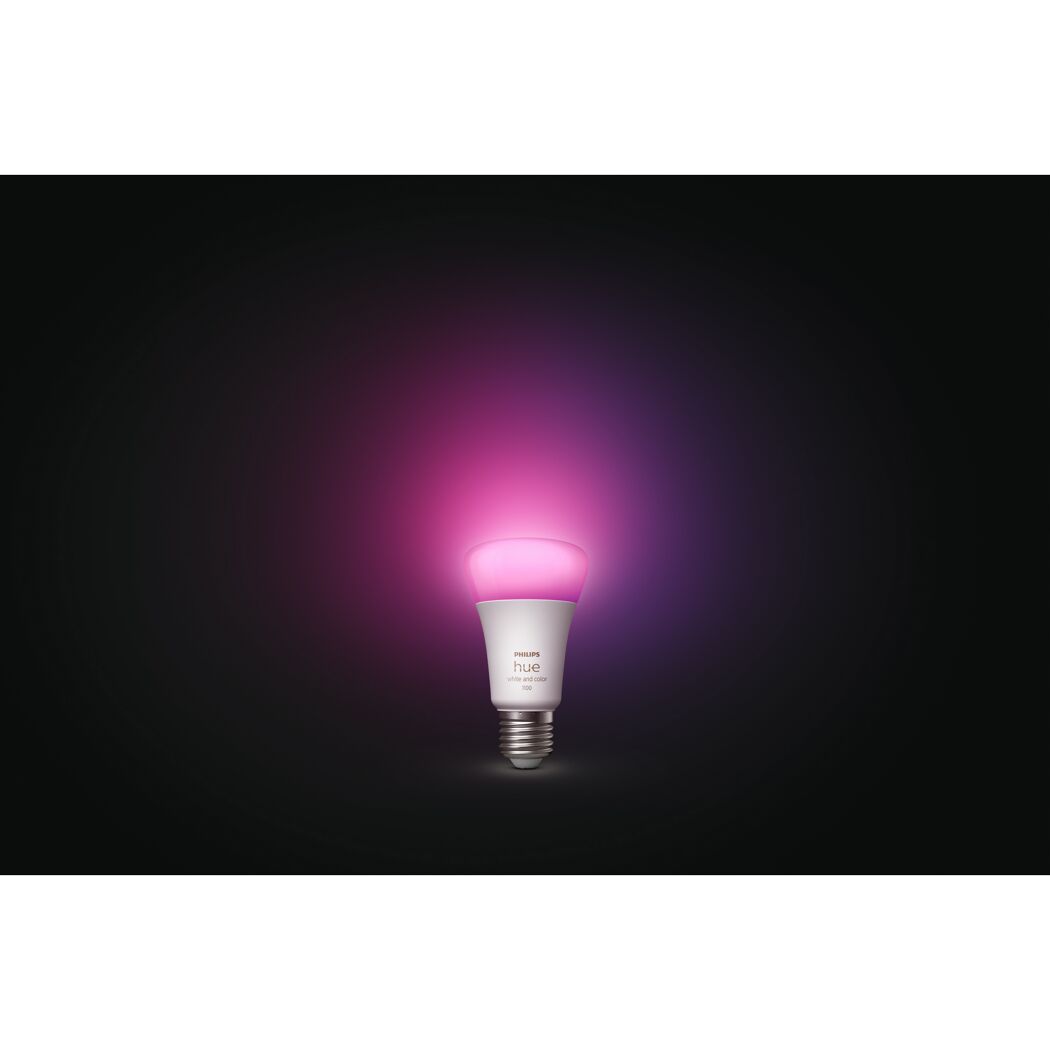 Philips Hue White and Color LED-Lampe leuchtet pink