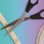 LED-Strip wird mit einer Schere gekürzt