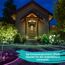 Haus mit LED-Strip im Garten