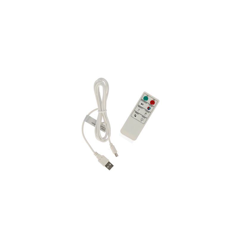 USB-Kabel und Fernbedienung auf weißem Grund