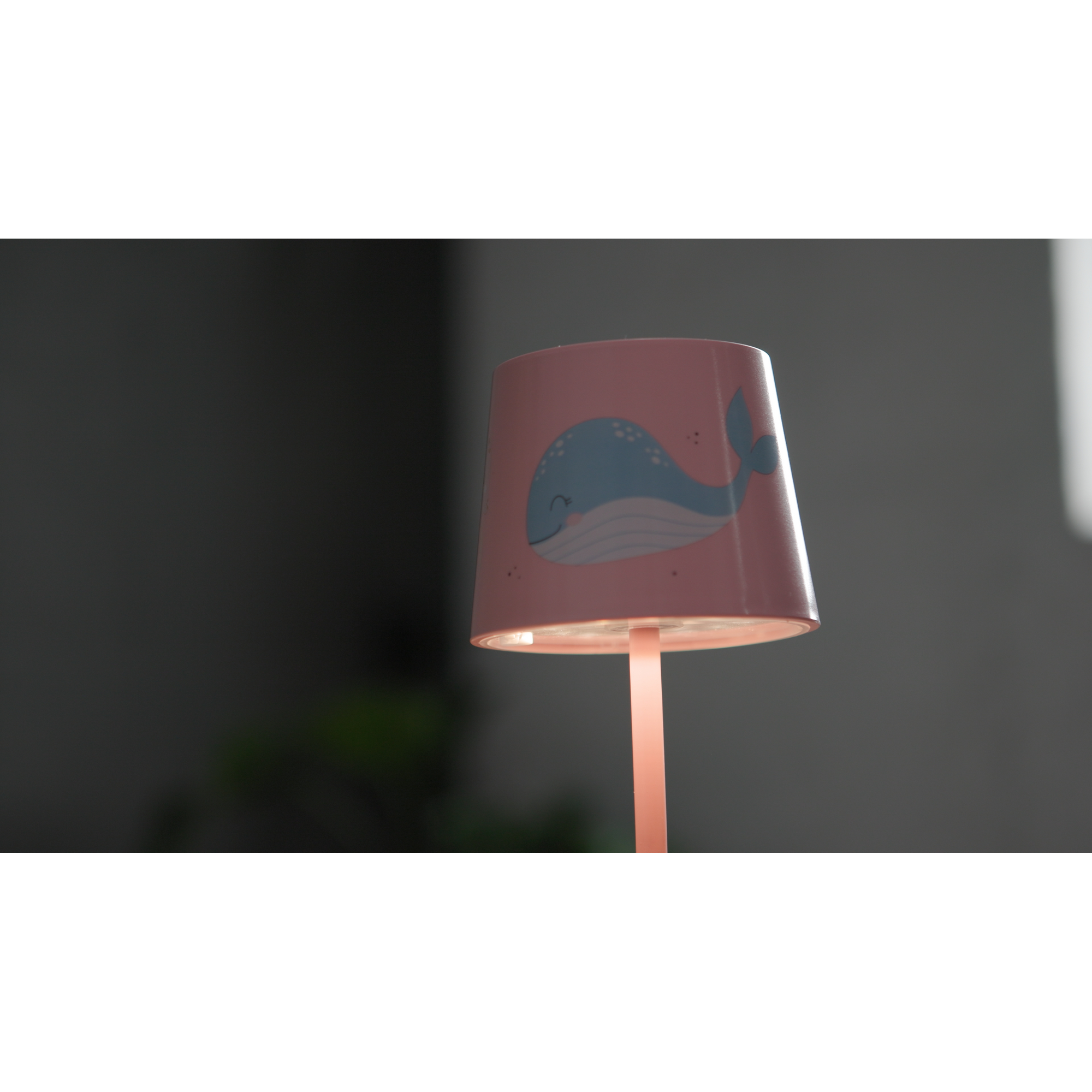 Akku-LED-Tischleuchte 'Charlie' rosa Tiermotiv mit USB-Ladekabel Ø 10,6 x 26 cm + product picture