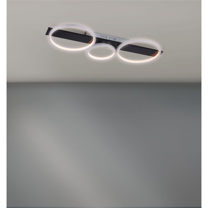 Deckenleuchte mit drei Ringen