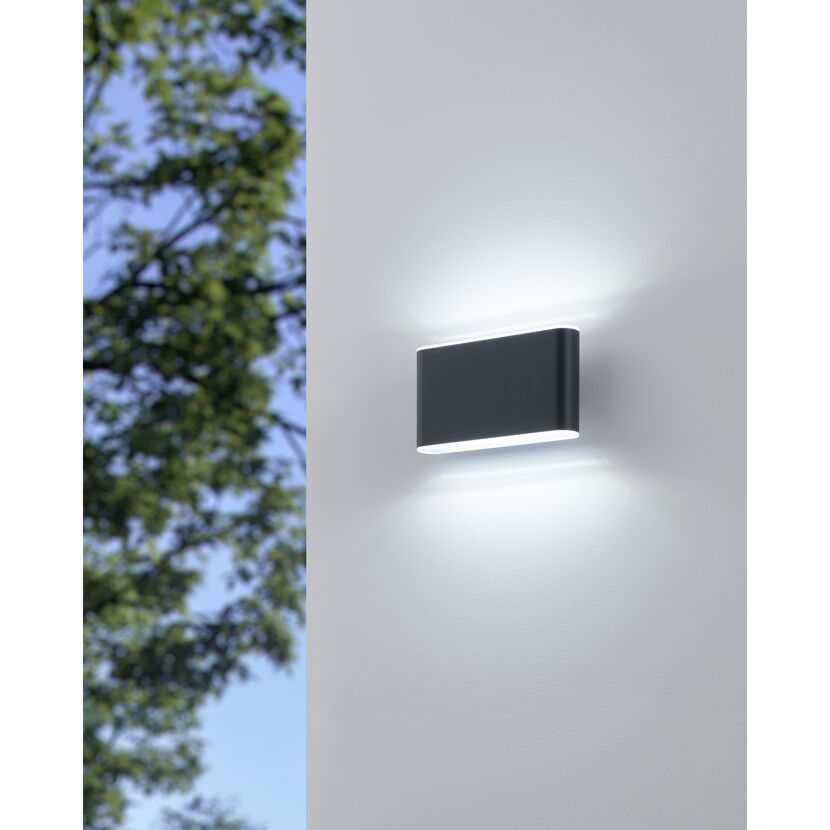 Anthrazitfarbene LED-Außenwandleuchte