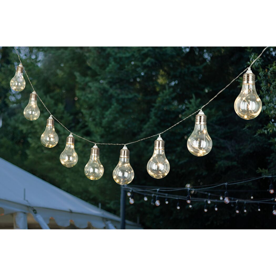 Lichterkette mit Glühbirnen