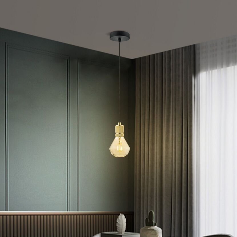 Goldene Hängelampe mit geometrischem Lampenschirm