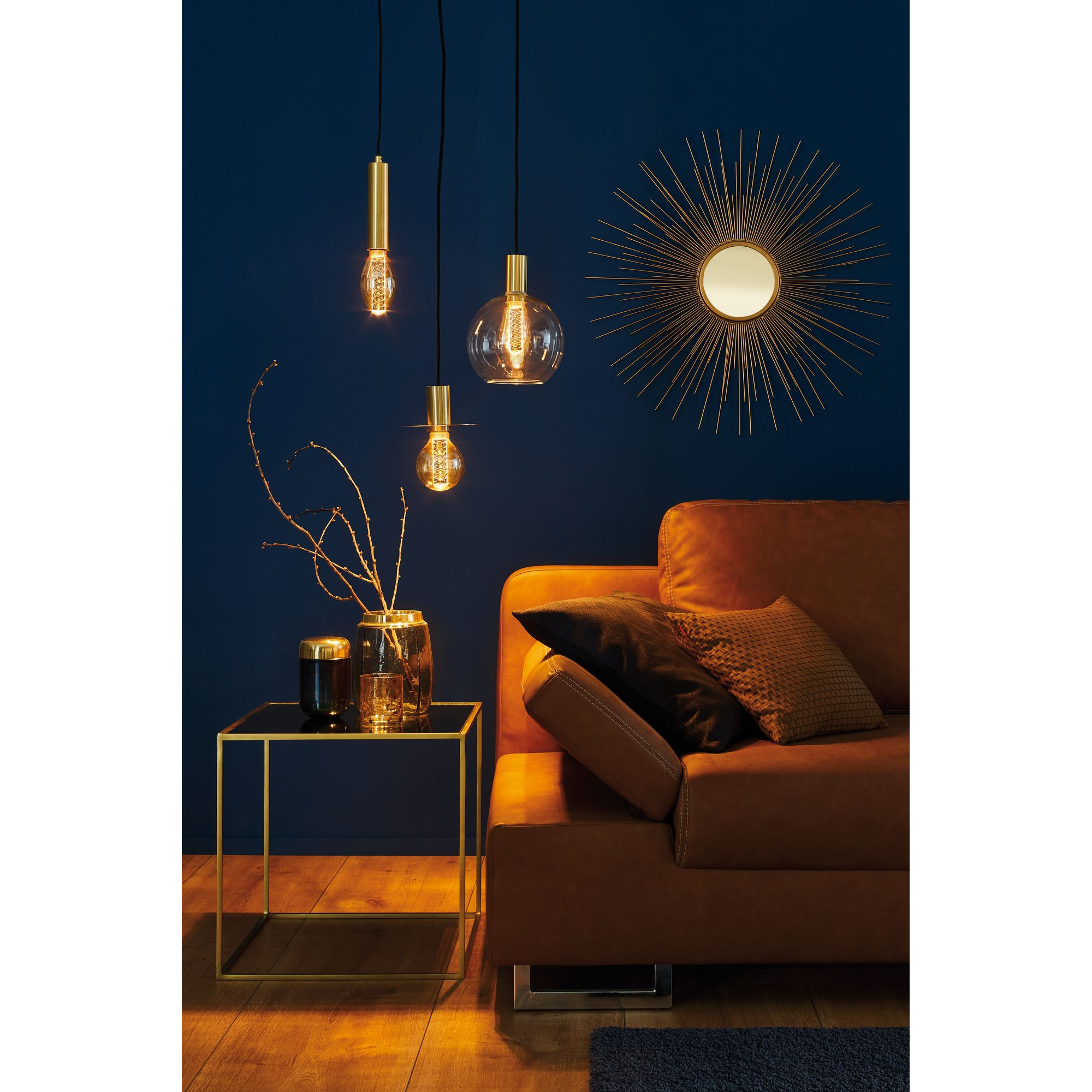 LED-Kerzenlampe B75 'Inner Glow Spirale' E27 4 W (21 W), 200 lm warmgold + product picture
