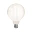 Weiße LED-Lampe in Form einer Kugel
