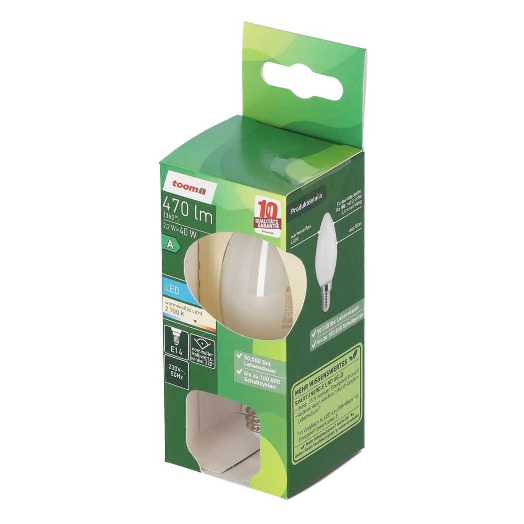 LED-Leuchtmittel Kerze matt E14 in grüner Verpackung.