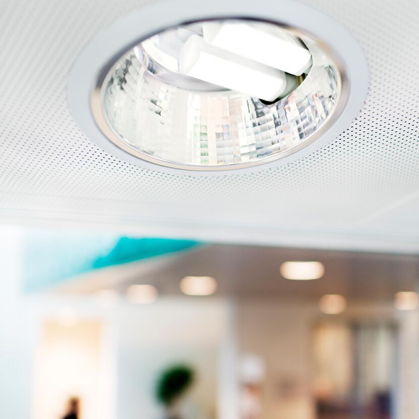 LED-Röhre 'CorePro' PLS 16,6 cm G23 5 W 520 lm warmweiß 3000 K