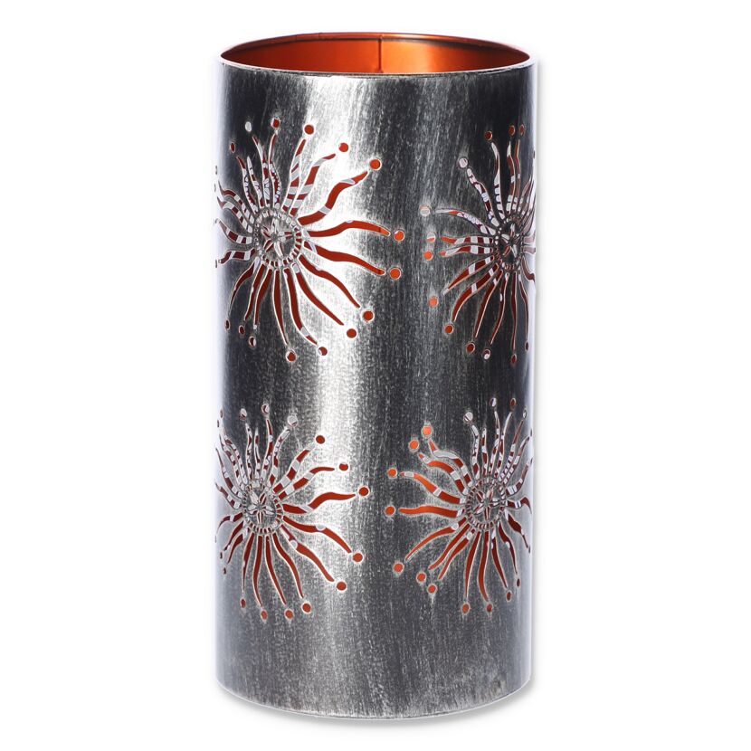 Windlicht aus Metall mit Sternenmuster