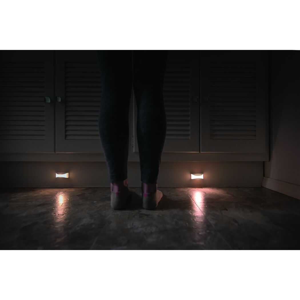 LED-Nachtlicht 'MB500' 20 lm warmweiß 7 x 3 cm