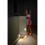 Kind blickt auf zwei LED-Nachtlichter 'MB722' an der Wand.