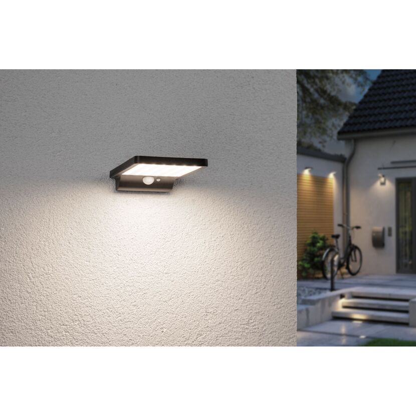 Solar-Außenwandleuchte 'Solveig' mit Bewegungsmelder warmweiß IP 44 10,5 x 2,9 x 17,3 cm