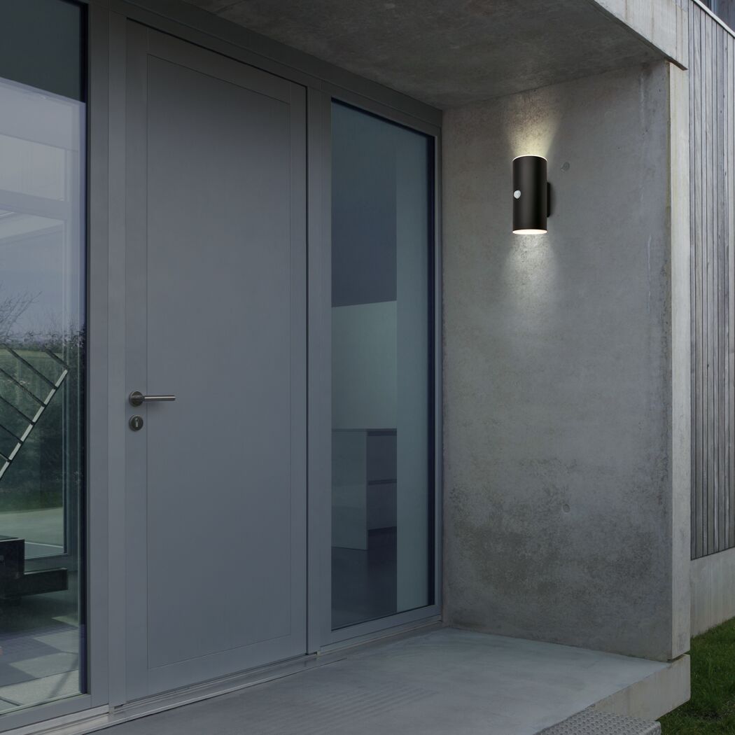 LED-Außenwandleuchte 'Lima' mit Bewegungssensor 700 lm warmweiß IP 44 7 x 15,5 x 8,5 cm