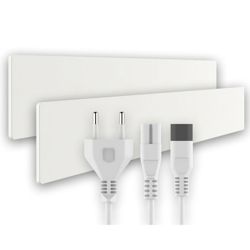 Zwei weiße Schimmel Dry-Sets mit Kabeln