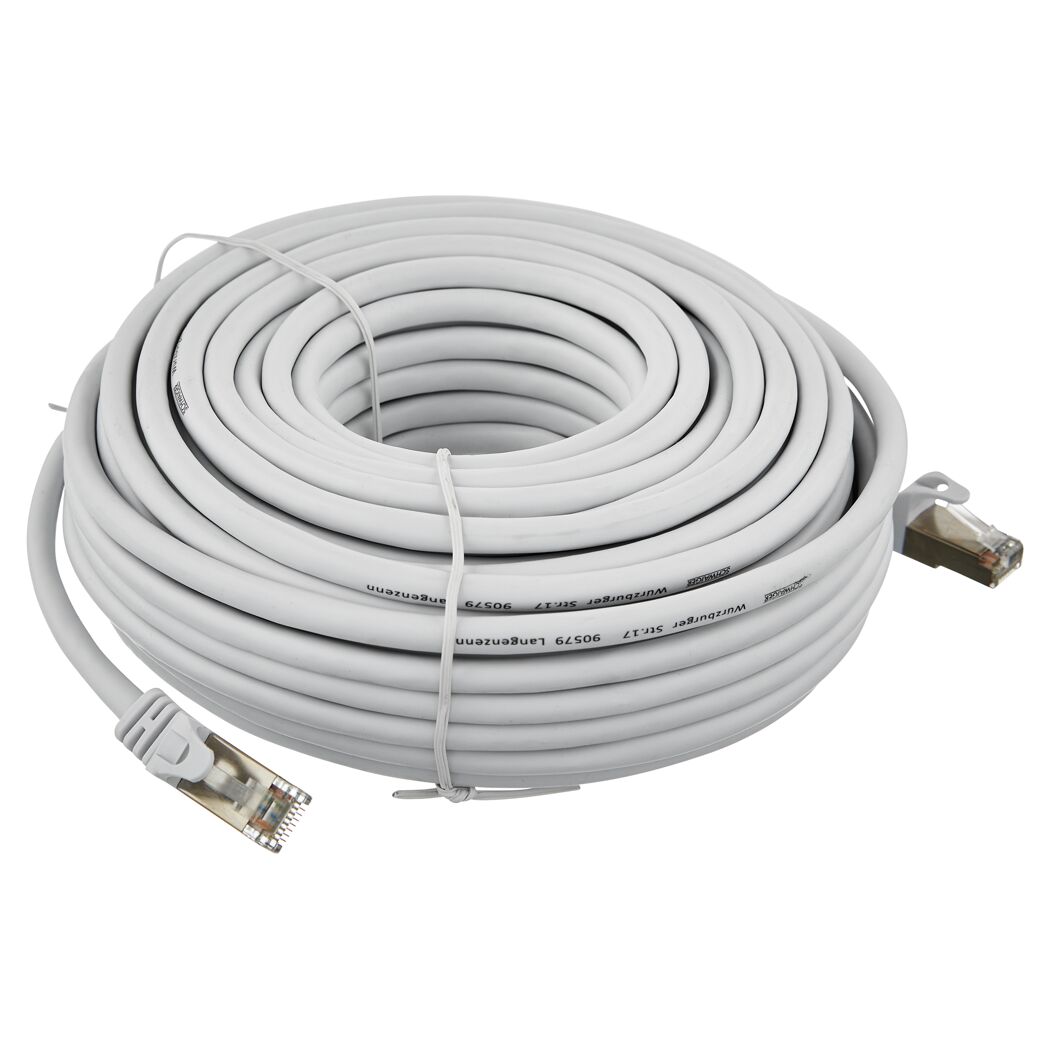 Aufgerolltes weißes Netzwerkkabel CAT6, 20 m