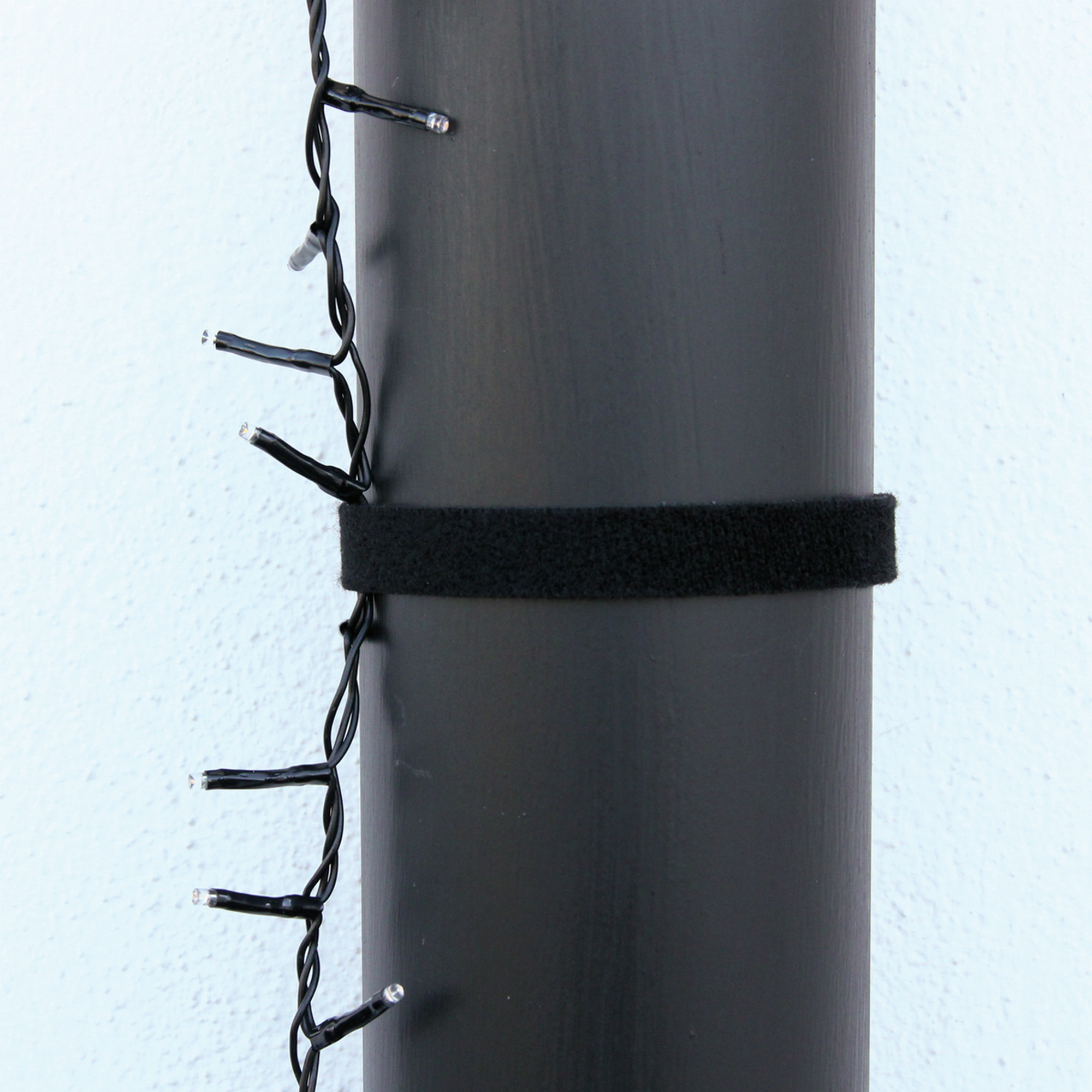 Doppelseitige Klettbandrolle 'LTC Roll Strap' schwarz 16 mm x 3 m + product picture