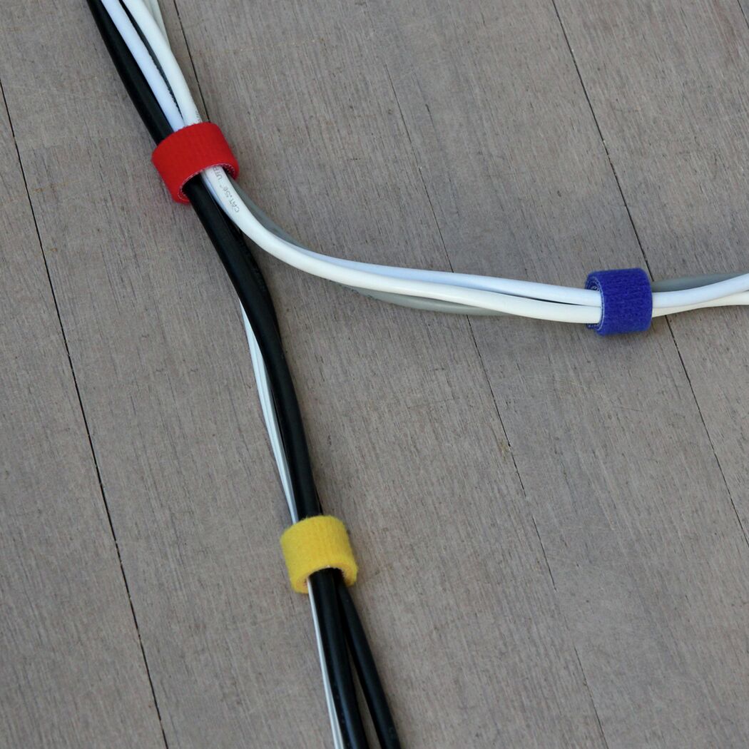 Doppelseitige Klettbandrolle 'LTC Roll Straps' mehrfarbig 16 mm x 1 m 4 Stück
