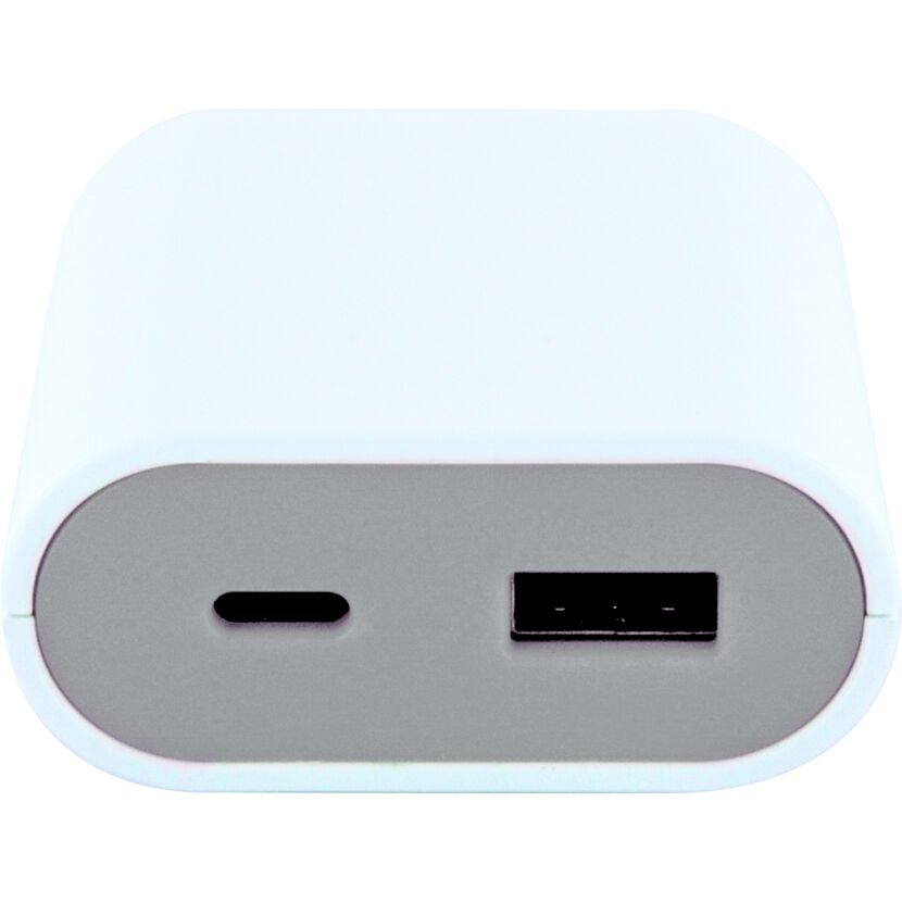 Weißer USB-Ladeadapter mit einem USB-A und einem USB-C Anschluss