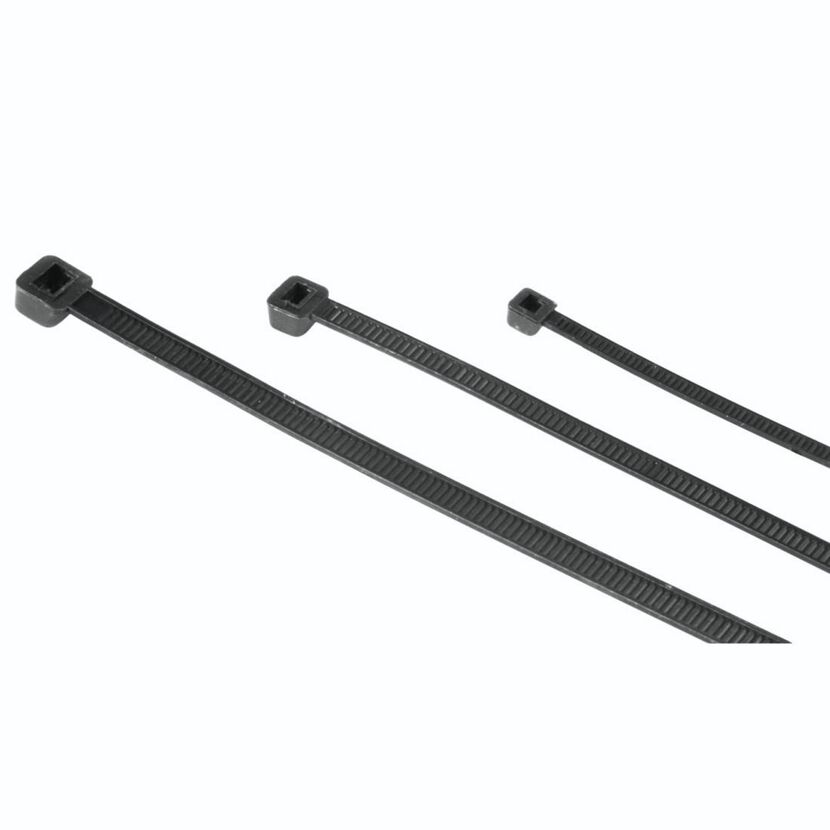Drei schwarze Kabelbinder