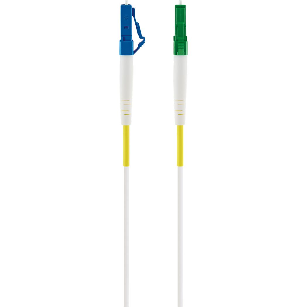 Zwei Glasfaser-Netzwerkkabel