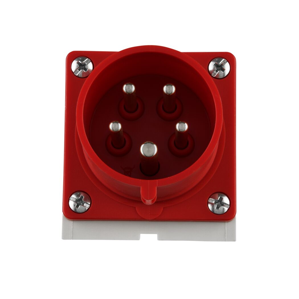 Roter CEE-Wandstecker mit fünf Polen