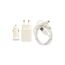Weißes USB-Reiseset mit Kabel und Adaptern