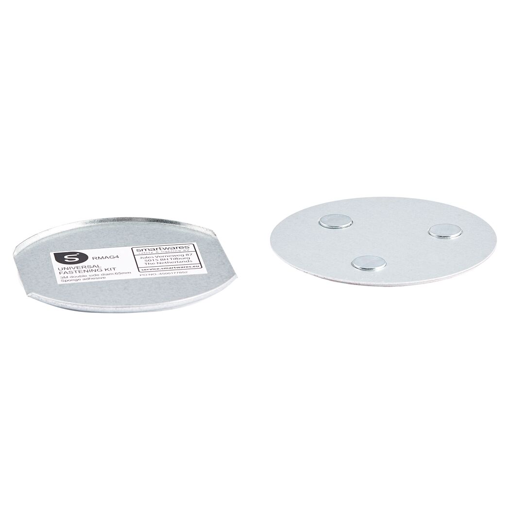 Zwei Smartwares Magnetbefestigungen für Rauchmelder