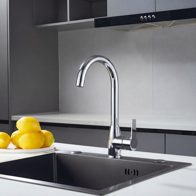 Küchenarmatur 'Solara' chromfarben schwenkbar 20,3 cm
