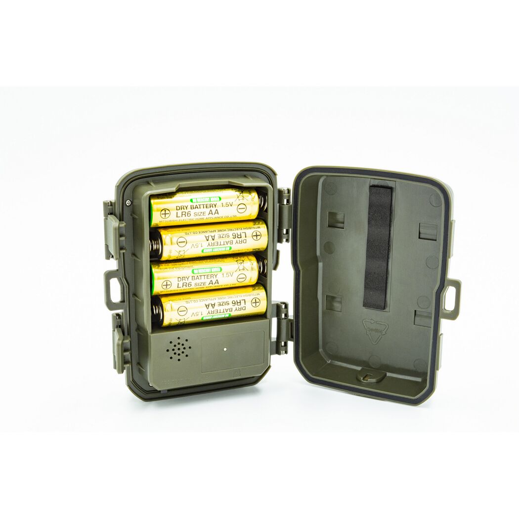 Wildkamera mit vier AA-Batterien