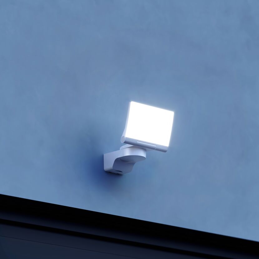 LED-Außenwandstrahler 'XLED home 2' 13,7 W 1550 lm warmweiß IP 44 18 x 18,1 cm