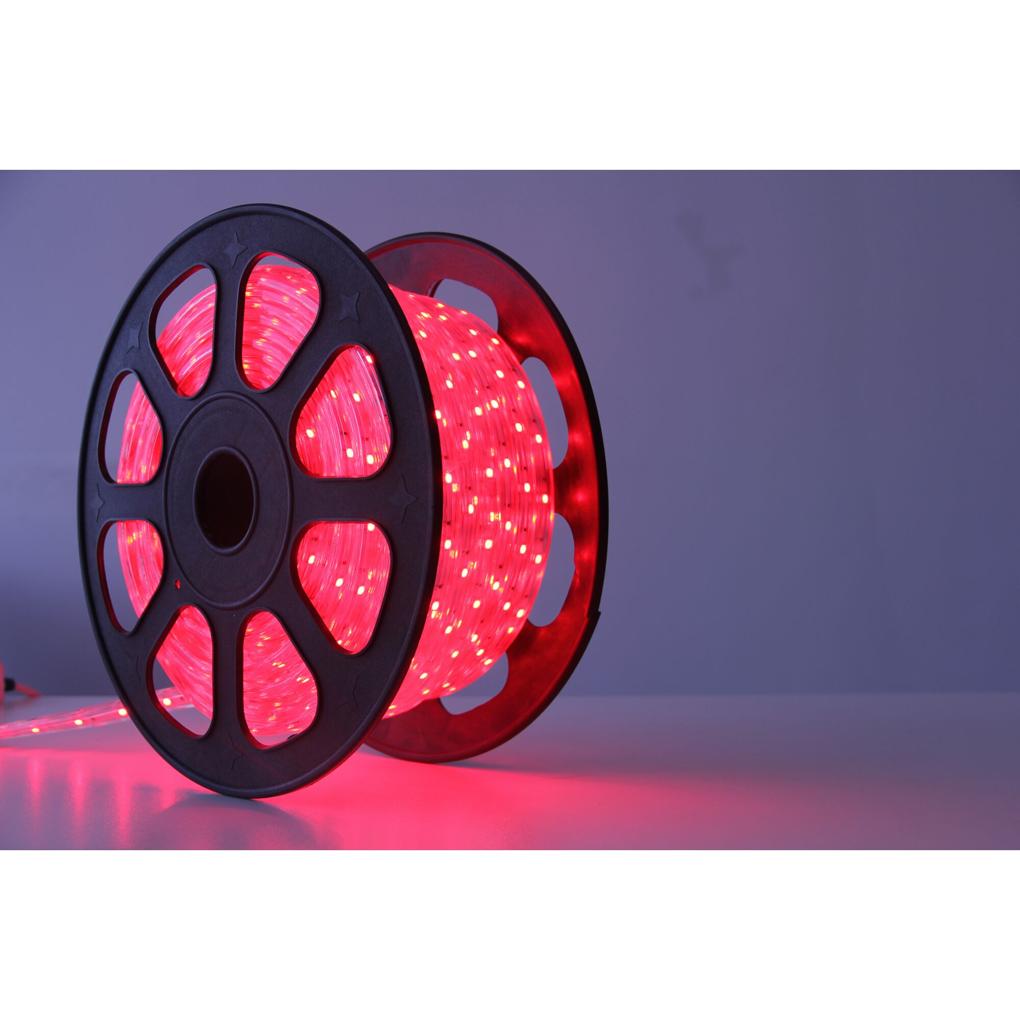 Rotes LED-Kabel auf Spule