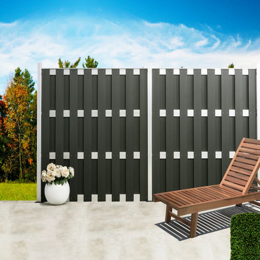 WPC Sichtschutzzaun mit Aluminium Pfosten