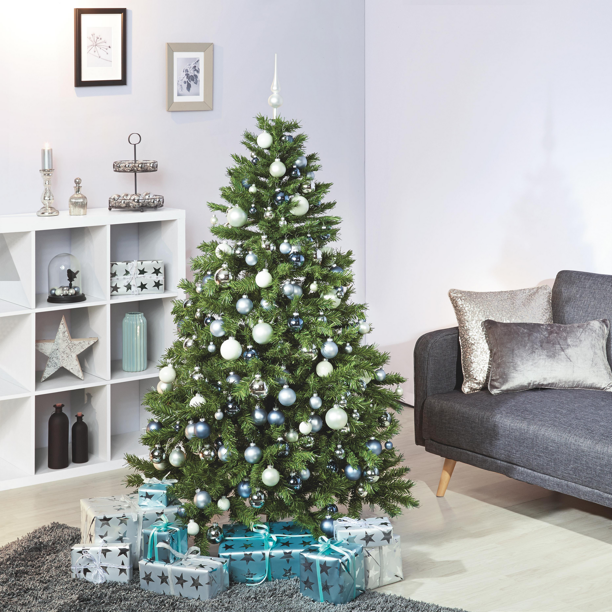 Künstlicher Weihnachtsbaum inkl. LED-Beleuchtung und Metallständer, 210 