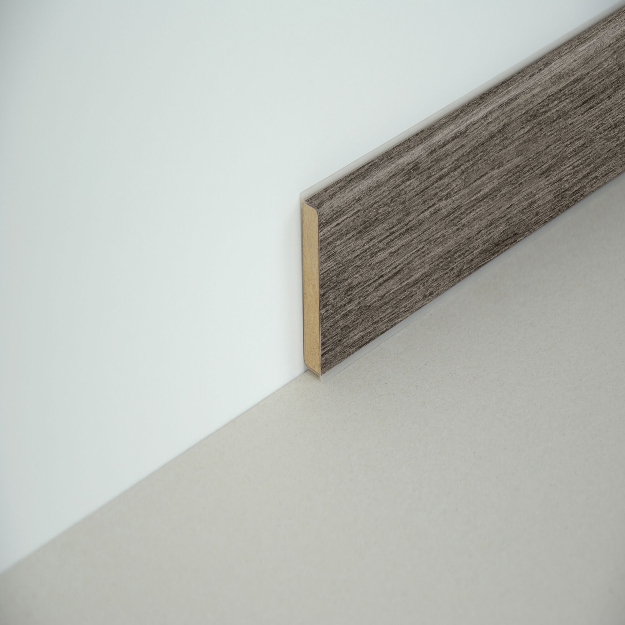 Sockelleiste NEO Brownshaded Elm