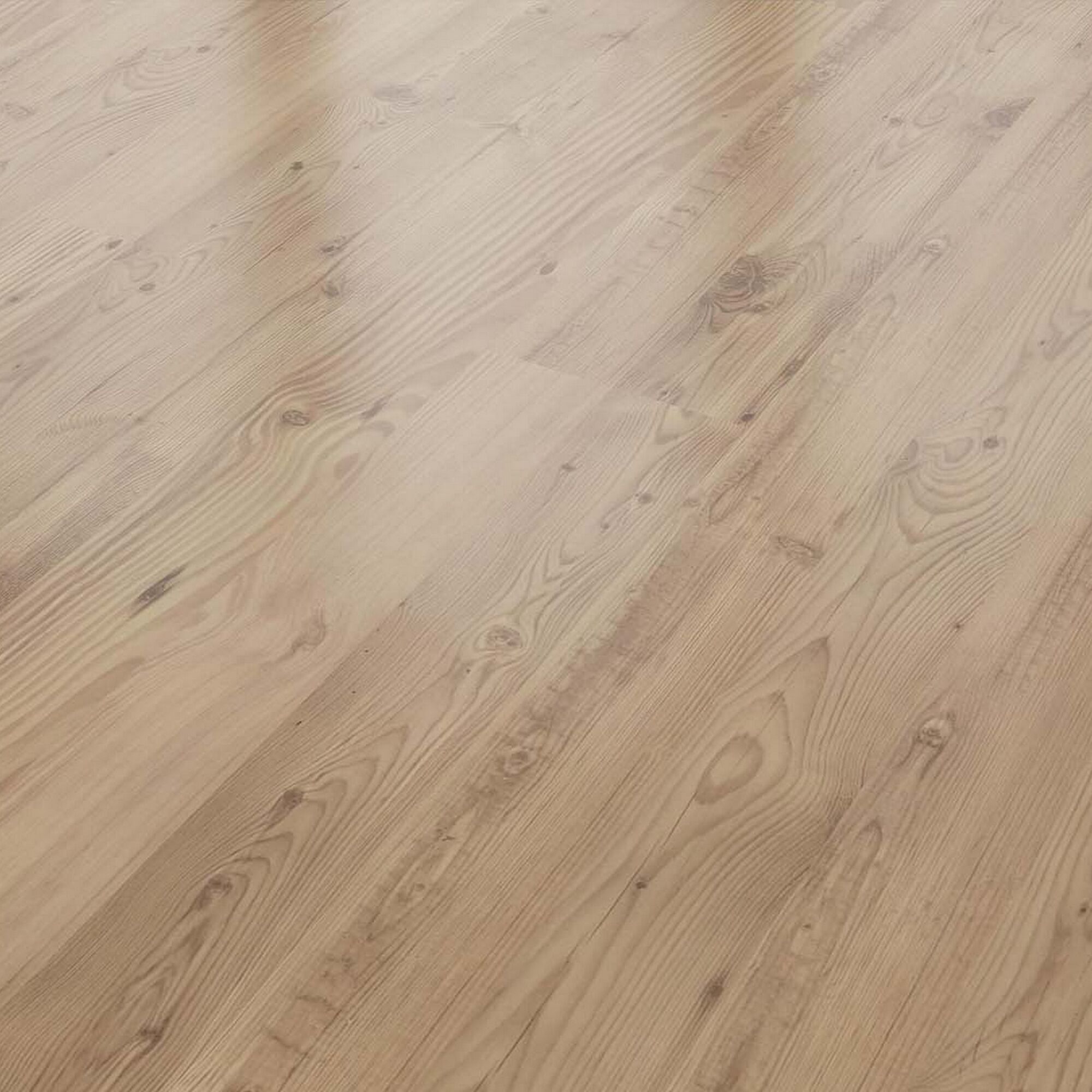 Laminat Pinie Landhaus